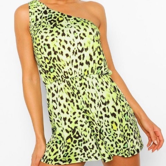 Boohoo One Shoulder Animal Print Romper - Picture 1 of 5